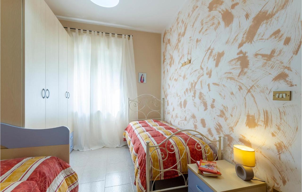 Lovely Apartment In Carovigno With Kitchen Buitenkant foto