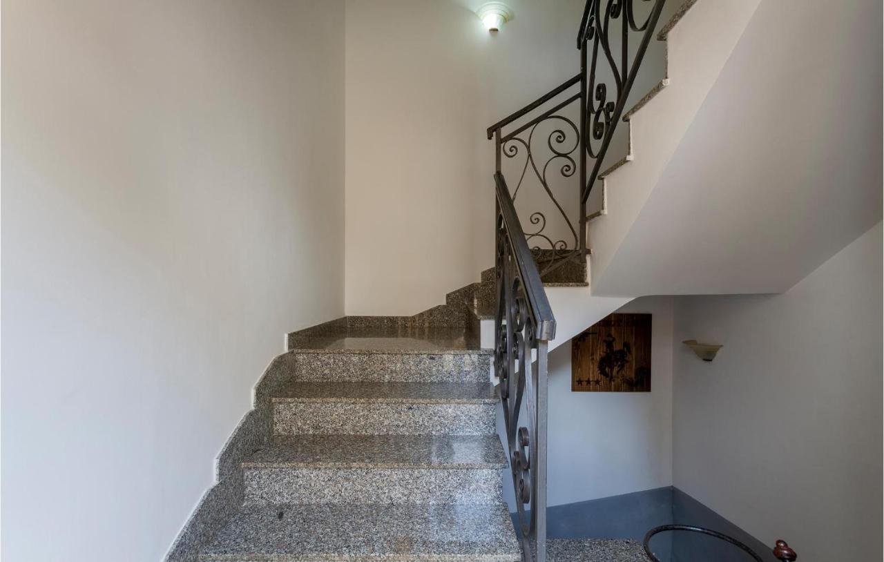 Lovely Apartment In Carovigno With Kitchen Buitenkant foto