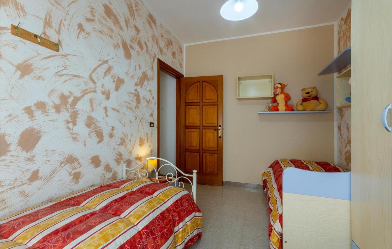 Lovely Apartment In Carovigno With Kitchen Buitenkant foto